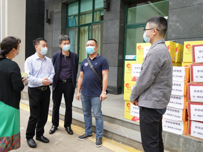 深圳白衣战士们 | 龙8感谢 抗疫有您